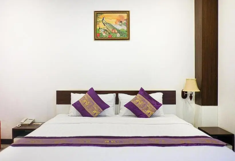 اتاق سوپریور با تخت بزرگ, Chokdee Place