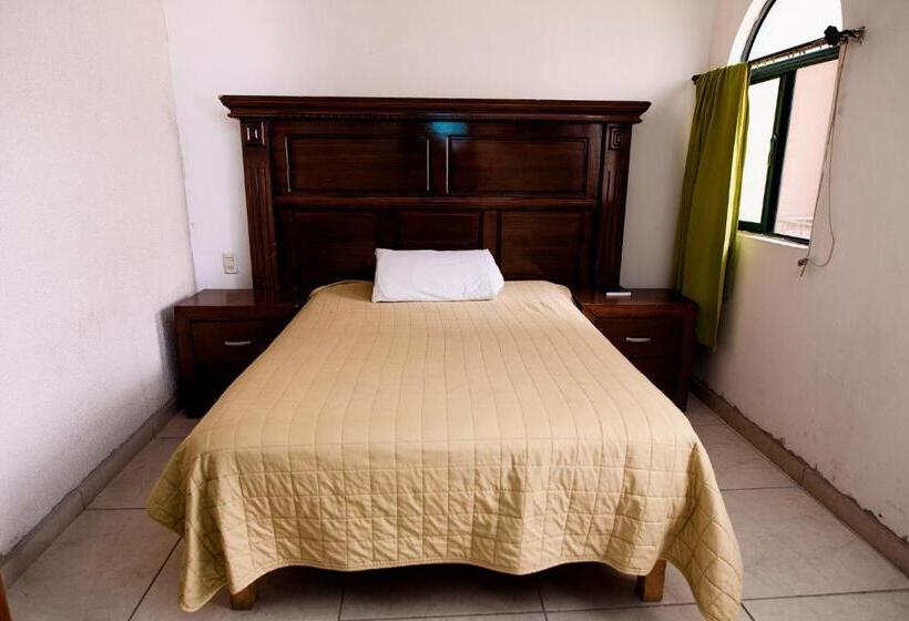 חדר סטנדרט יחיד, María Elena