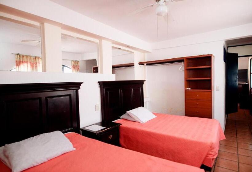 חדר סטנדרט לארבעה, María Elena