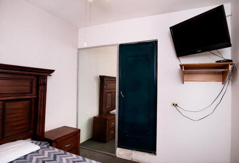 חדר סטנדרט יחיד, María Elena