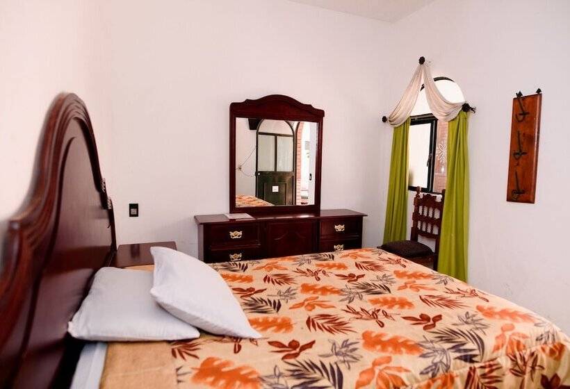 חדר סטנדרט יחיד, María Elena