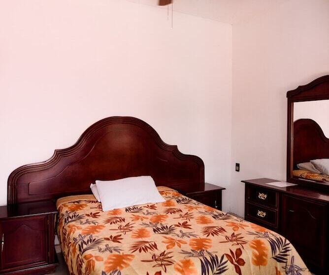 חדר סטנדרט יחיד, María Elena