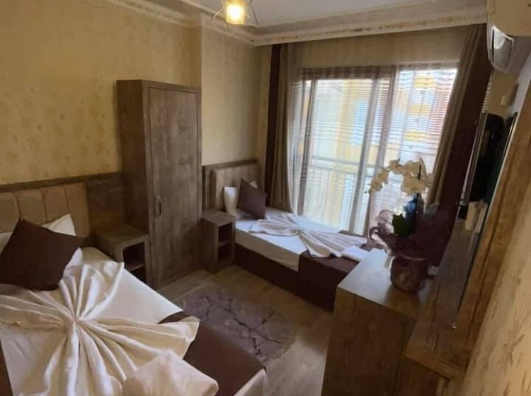 スタンダードルーム, Ozgur