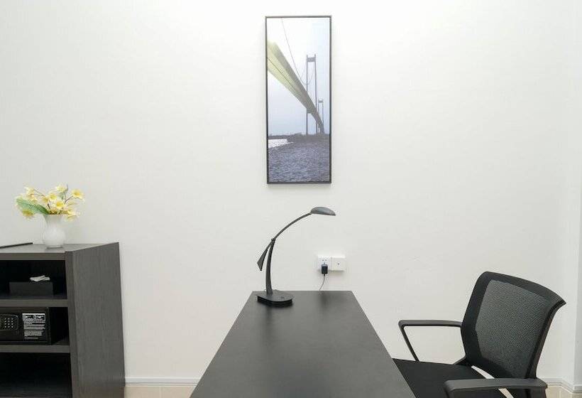 סטודיו סופריור, The Bridge Club