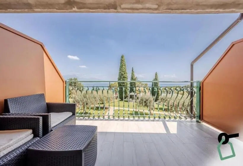 テラス付き１ベッドルームアパートメント, Hotiday Apartment Desenzano