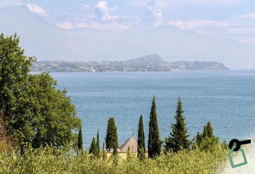 テラス付き１ベッドルームアパートメント, Hotiday Apartment Desenzano