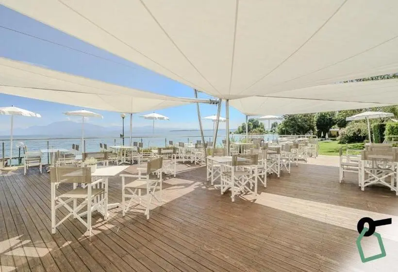 テラス付き１ベッドルームアパートメント, Hotiday Apartment Desenzano