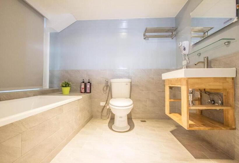 اتاق استاندارد, Light Inn