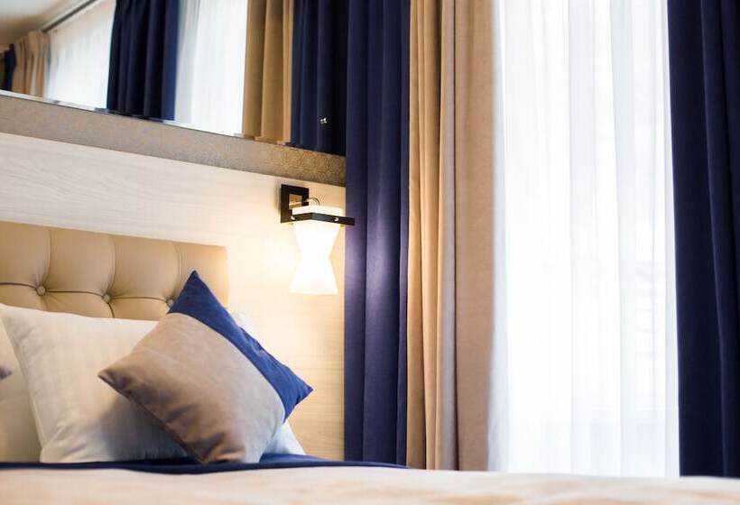 سوییت, Antares Apart