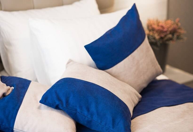 سوییت, Antares Apart