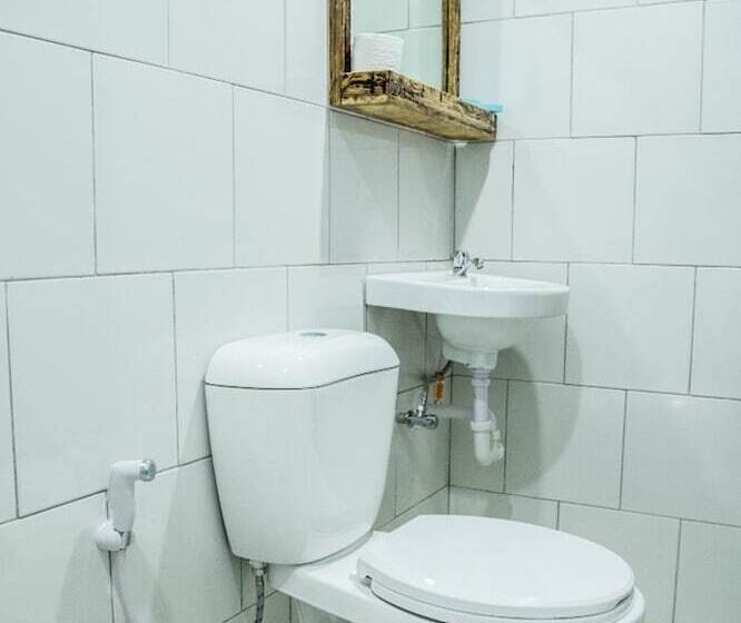 غرفة قياسية, Avenija