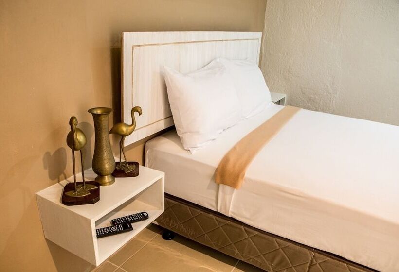 غرفة قياسية, Avenija