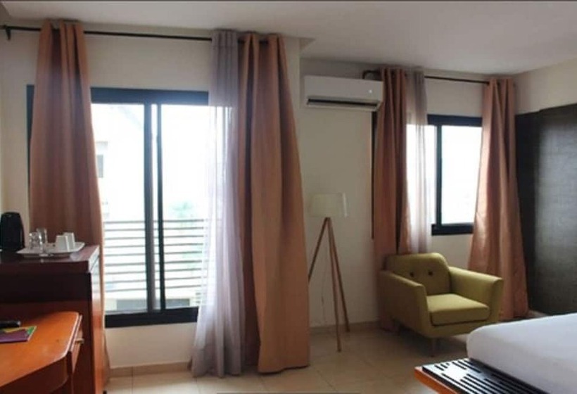 اتاق لوکس, Douala Design
