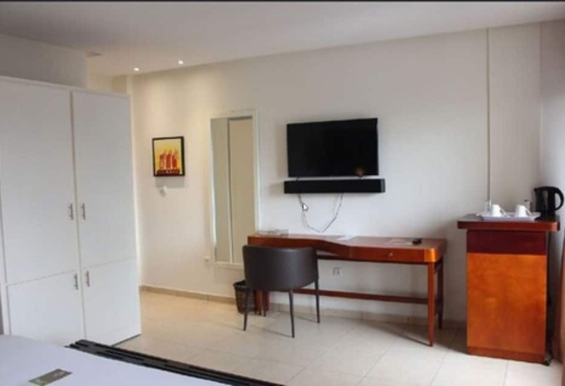 اتاق لوکس, Douala Design