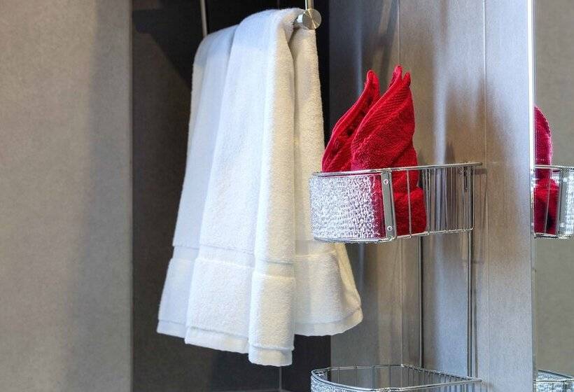 استودیوی استاندارد, Loumage Suites And Spa