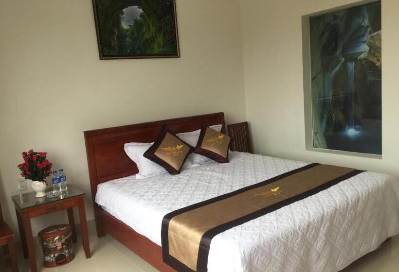 اتاق استاندارد, Phu Tien