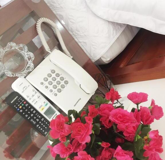 اتاق استاندارد با چشمانداز شهر, Phu Tien