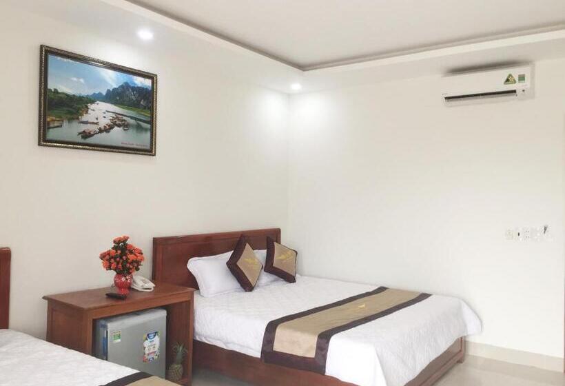 اتاق سوپریور با چشمانداز شهر, Phu Tien