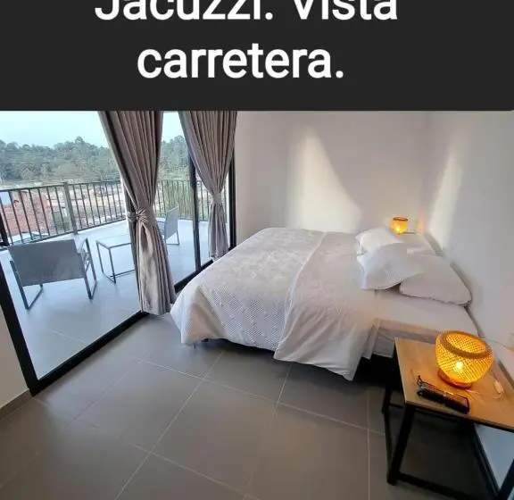 デラックススイート, Guatapé Country House