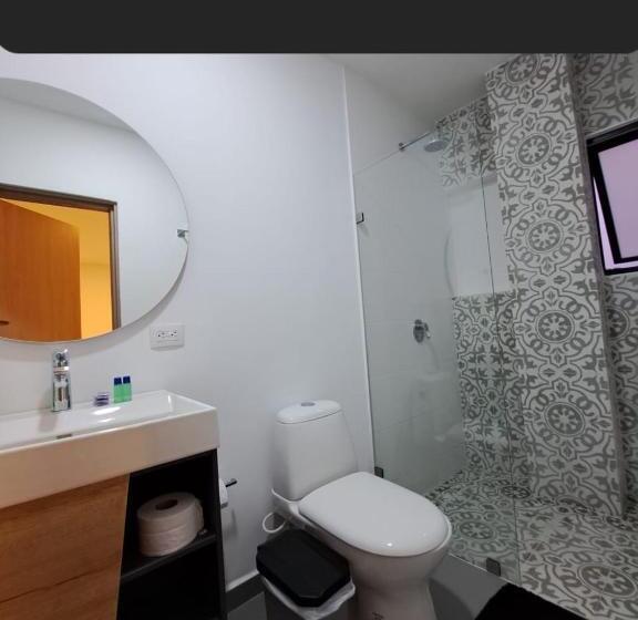 Трехместный Номер Стандарт с Балконом, Guatapé Country House