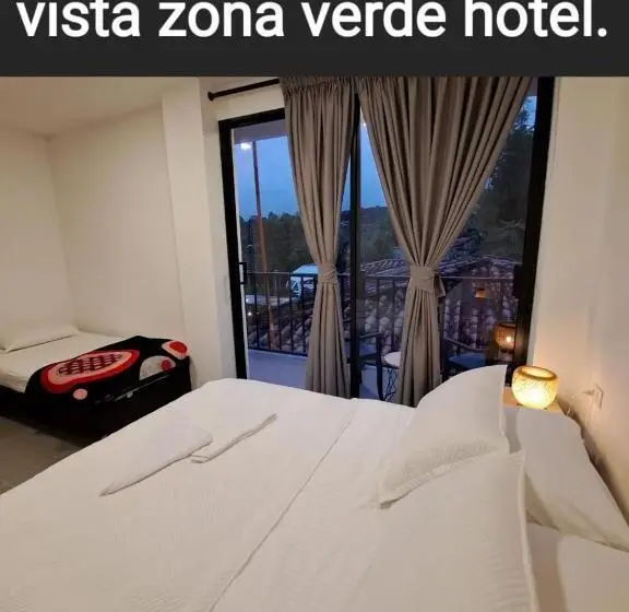 バルコニー付きスタンダードトリプルルーム, Guatapé Country House