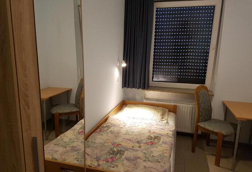 标准单人间, Hostel Gästehaus Zum Padre