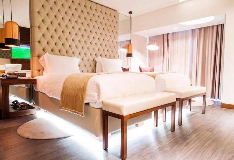 Президентский Люкс, Grand Plaza Hotel Nampula