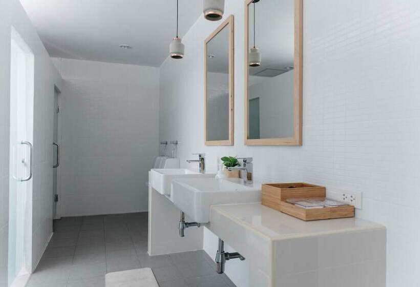 Yatak Paylaşımlı Oda, Ease Hostel