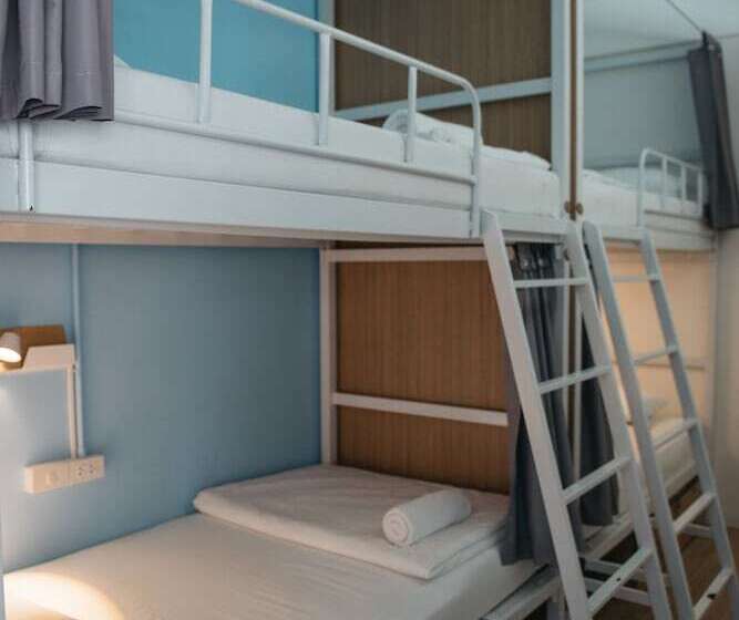 Yatak Paylaşımlı Oda, Ease Hostel