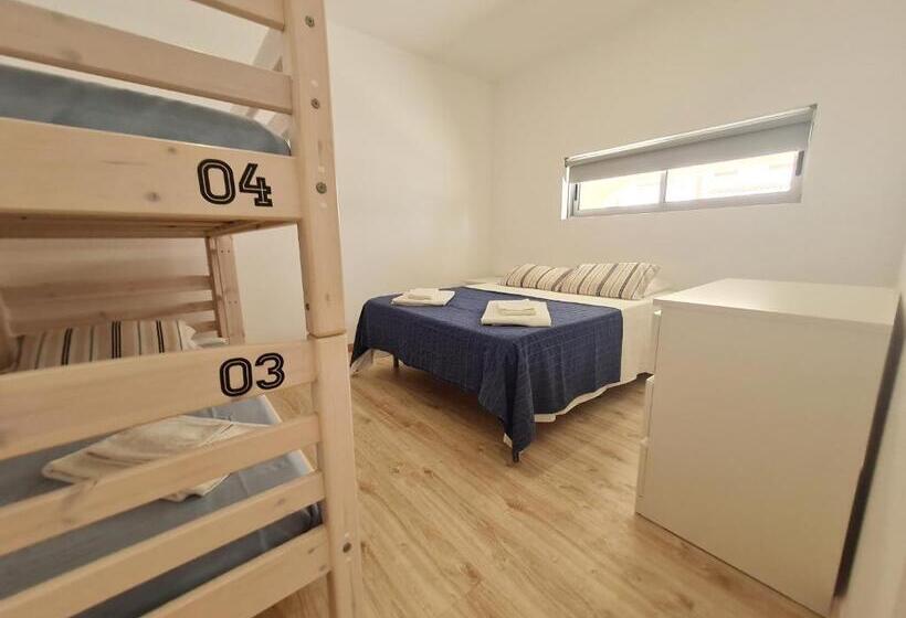 スタンダード４人部屋, Hostel Supremo