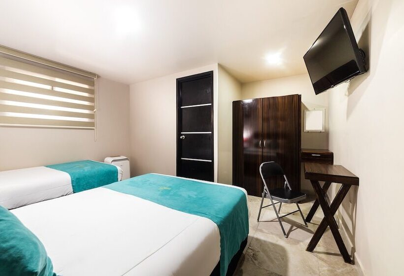 Pokój Standard Trzyosobowy, Las Campanas