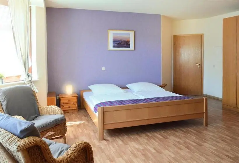 1ベッドルームアパートメント, Locvillare
