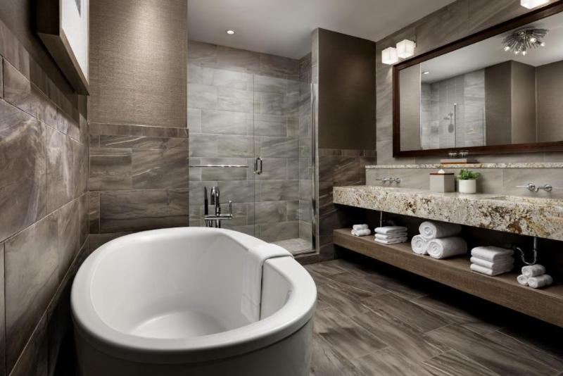 带皇后床的套间, The Josie Hotel, Autograph Collection