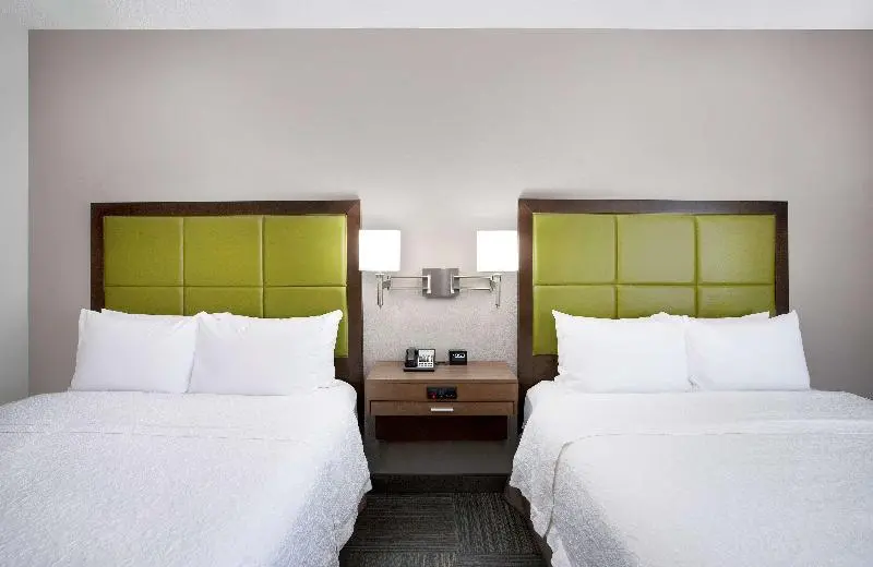 Suite Queen Bed, The Josie Hotel, Autograph Collection