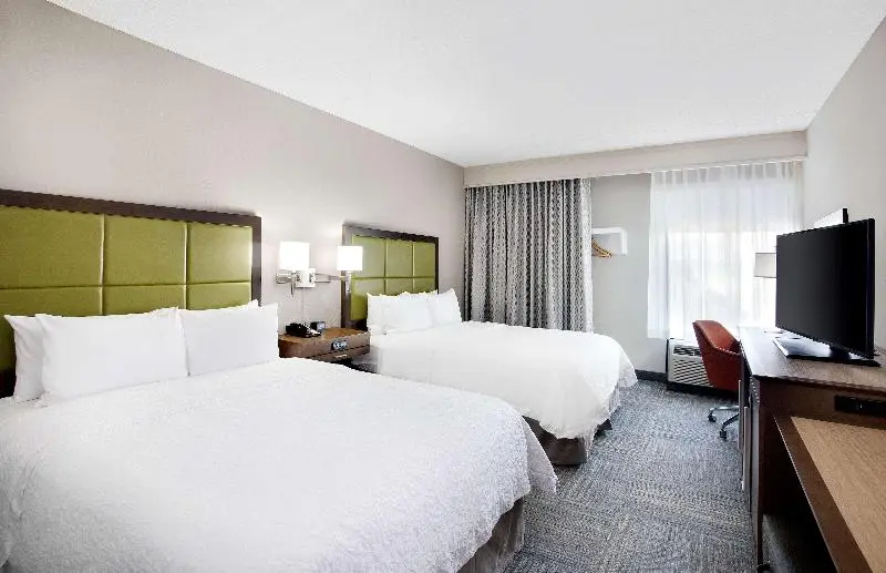 Suite Queen Bed, The Josie Hotel, Autograph Collection