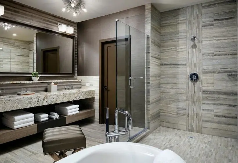Standard-studio Parivuode, The Josie Hotel, Autograph Collection