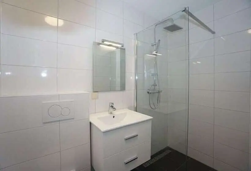 استودیوی لوکس, Metropolitan Hotel Rotterdam