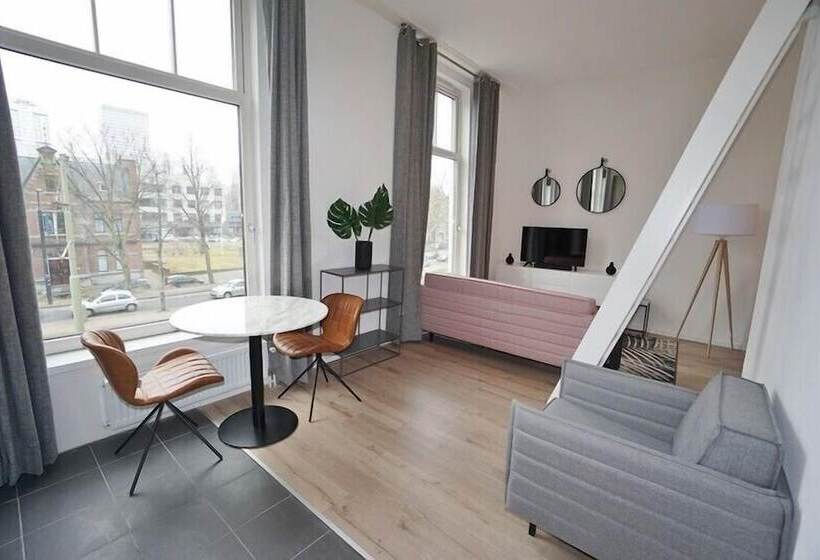 إستوديو ديلوكس, Metropolitan Hotel Rotterdam