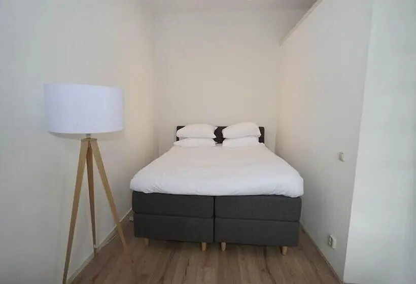 استودیوی لوکس, Metropolitan Hotel Rotterdam