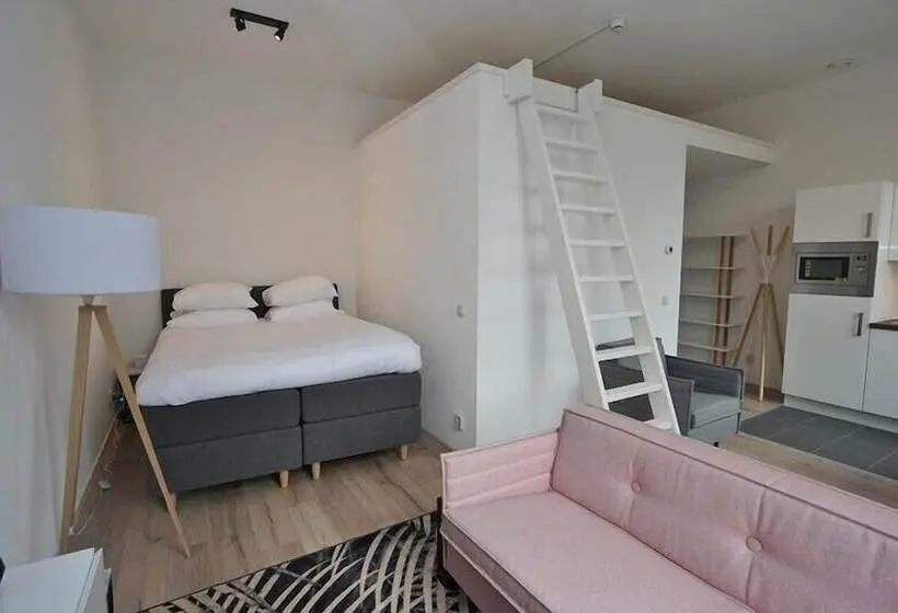 استودیوی لوکس, Metropolitan Hotel Rotterdam