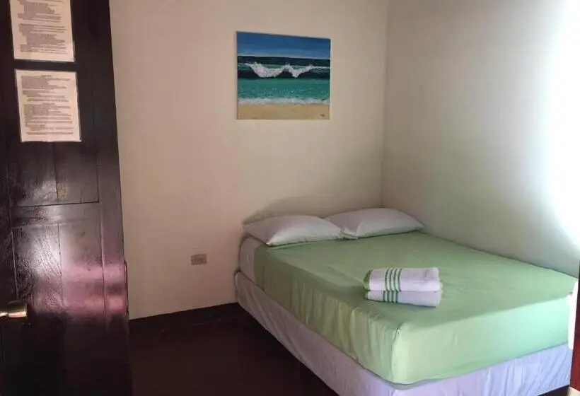 バス共有のスタンダードルーム, Casa Lula León Hostal