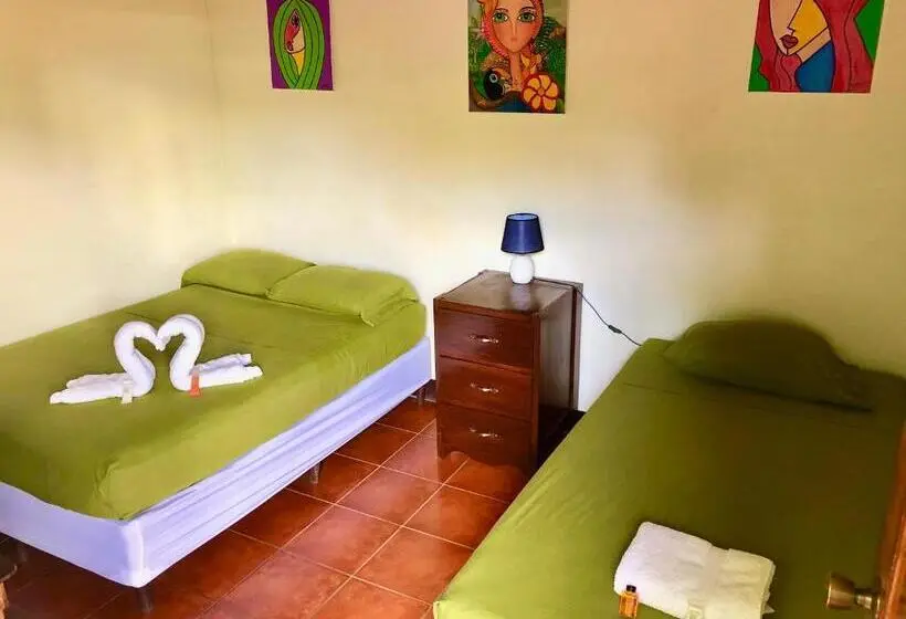 スタンダードトリプルルーム, Casa Lula León Hostal