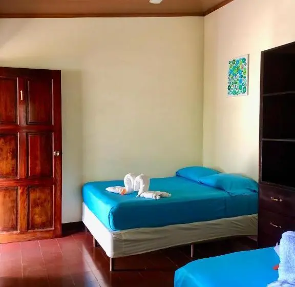 スタンダード４人部屋, Casa Lula León Hostal