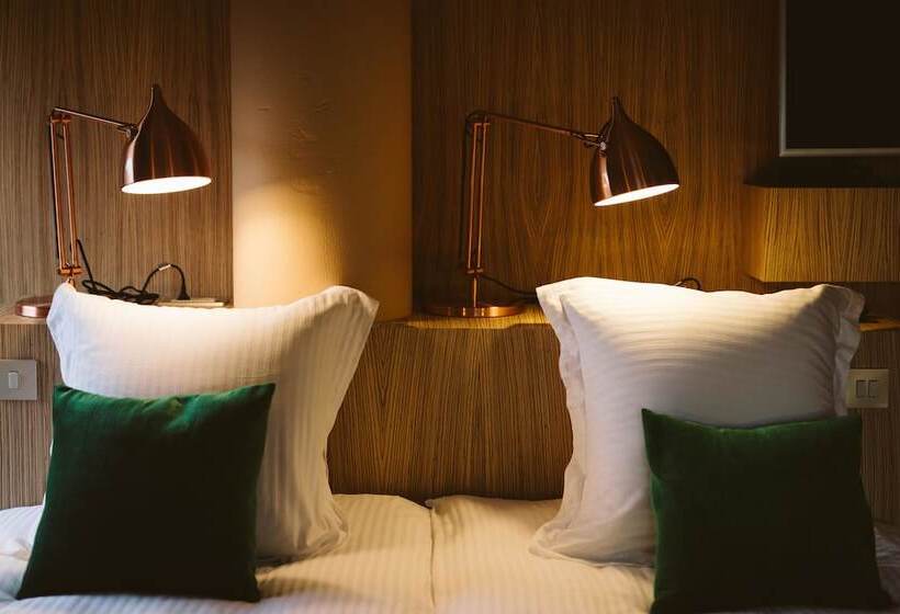 디럭스 룸, B&b Veado