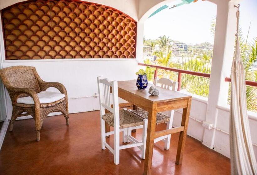 غرفة قياسية مطلّة علي البحر مزوَّدة بشُرفة, Sayulita Central