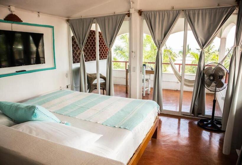 غرفة قياسية مطلّة علي البحر مزوَّدة بشُرفة, Sayulita Central
