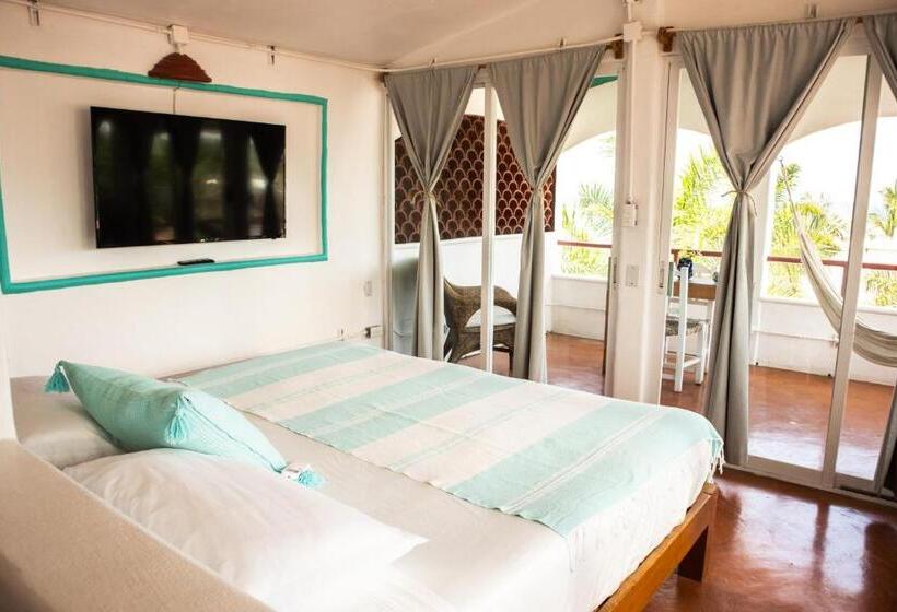 غرفة قياسية مطلّة علي البحر مزوَّدة بشُرفة, Sayulita Central
