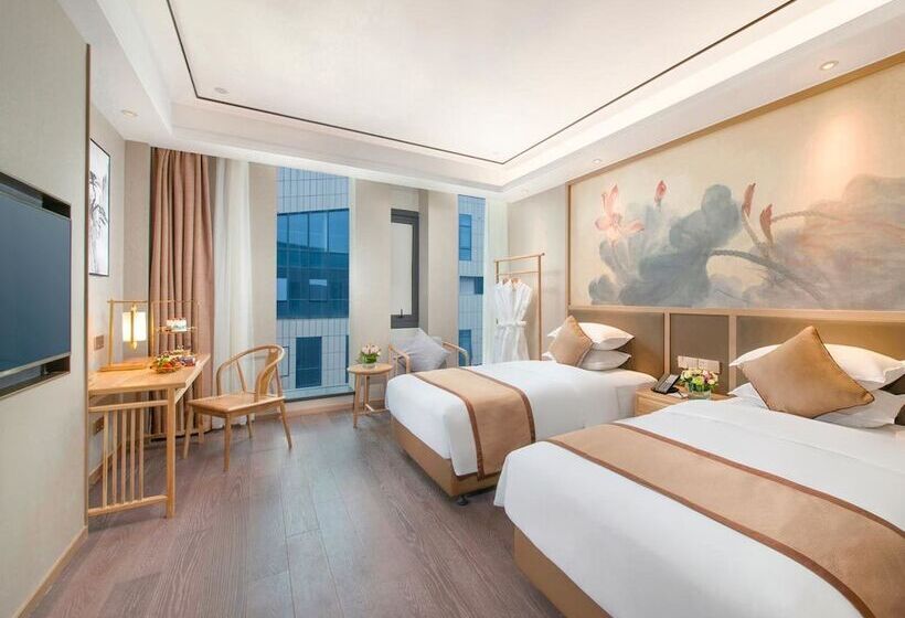 غرفة تنفيذية, Blossom Tao