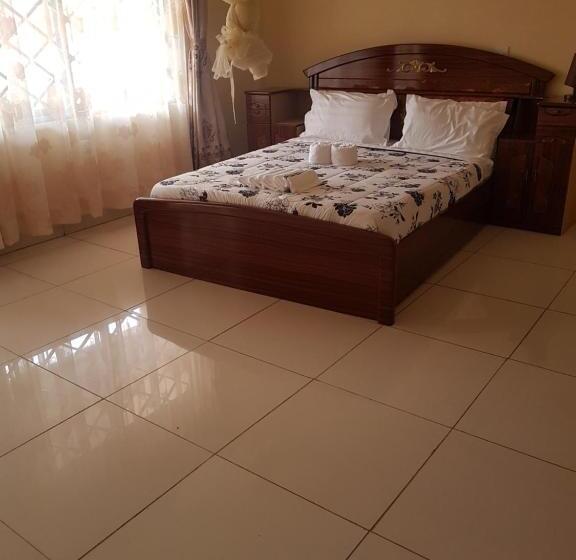 3 Bedroom Suite, Delta Suites