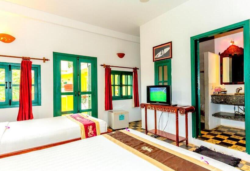 اتاق لوکس, Golden Banana Residence